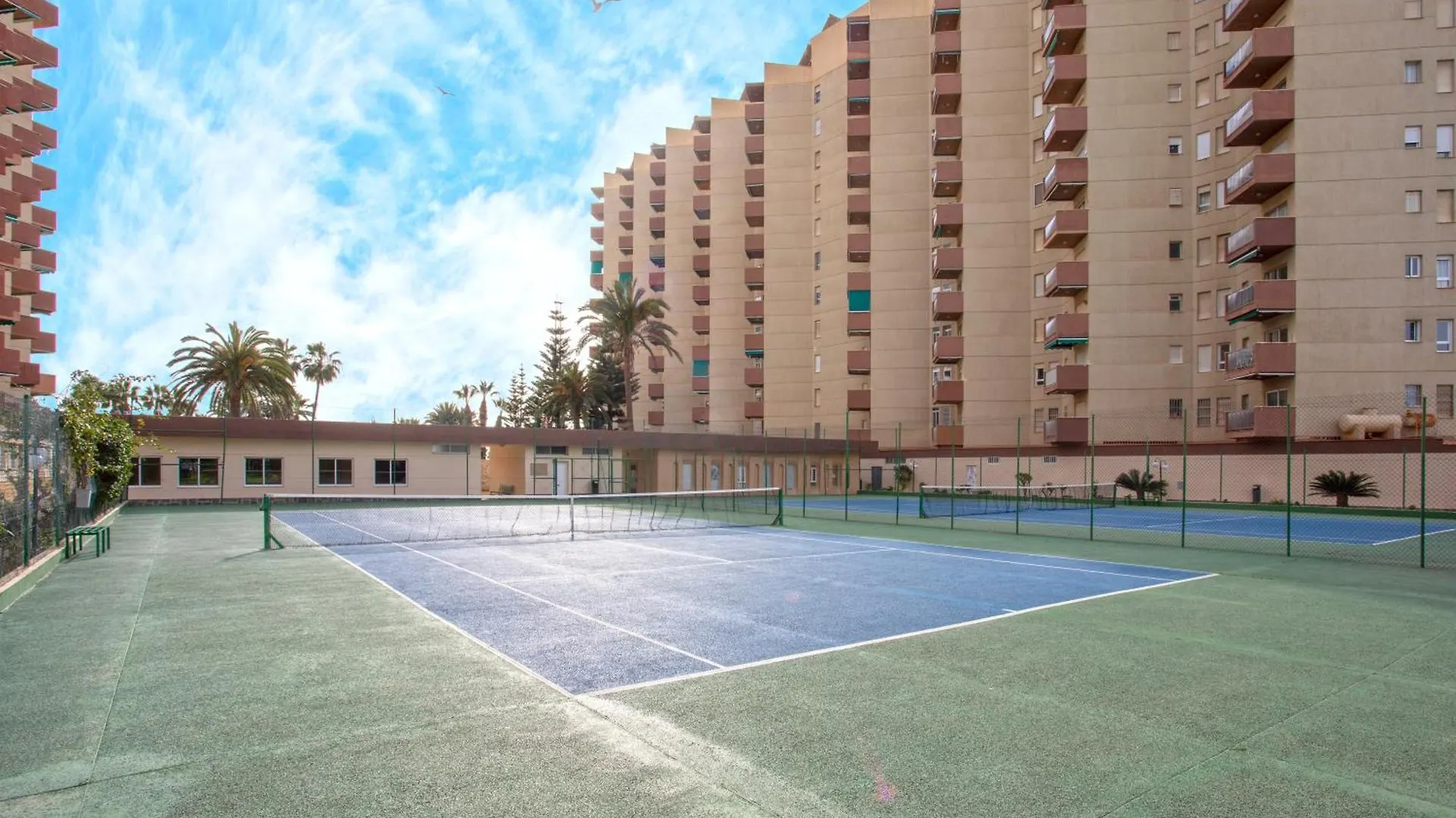 1003 - Seafront Apartment On El Paseo - Air Conditionning - Wi-Fi - Smart Tv Almuñécar