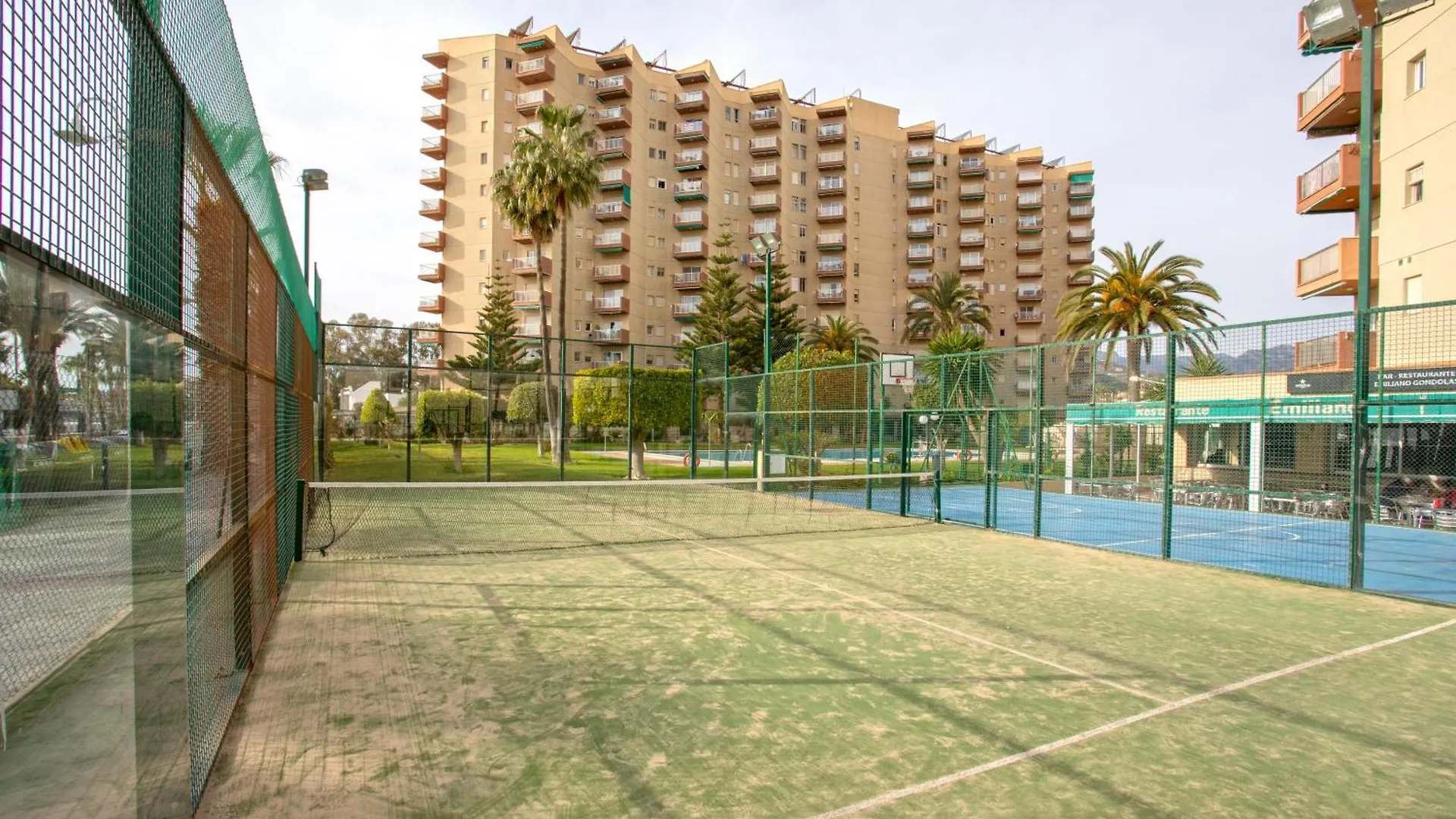 1003 - Seafront Apartment On El Paseo - Air Conditionning - Wi-Fi - Smart Tv 阿尔姆尼卡 西班牙